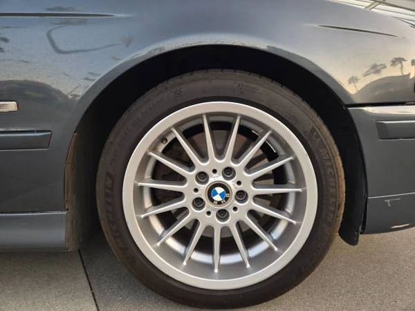 2001 BMW E39 540i - Image 10 of 21