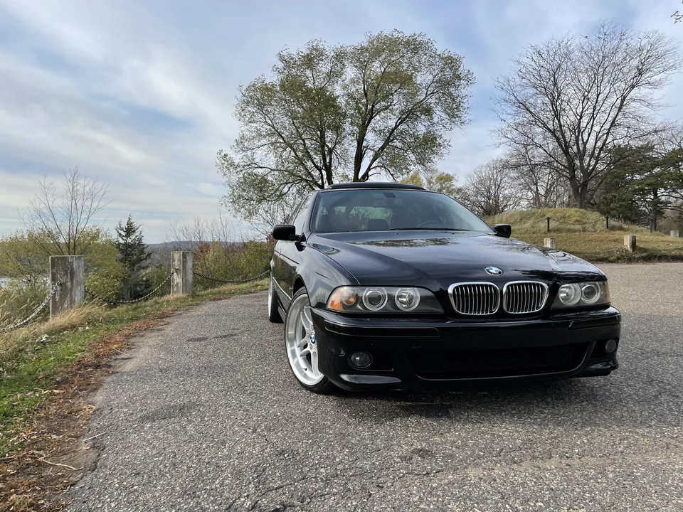 2001 BMW E39 540i - Image 14 of 31
