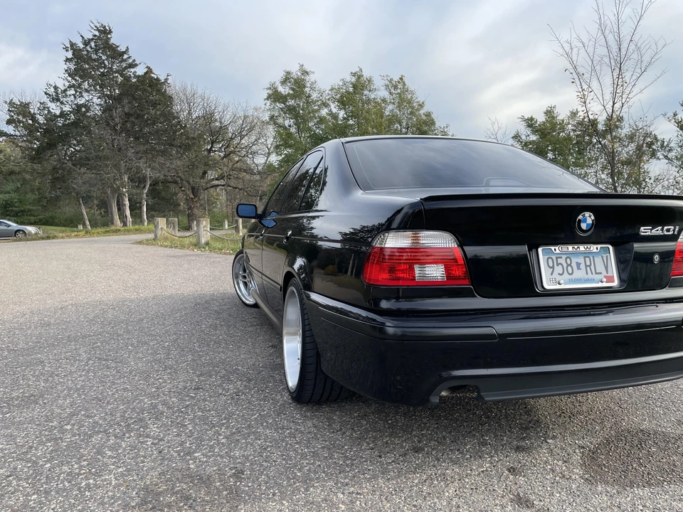 2001 BMW E39 540i - Image 13 of 31
