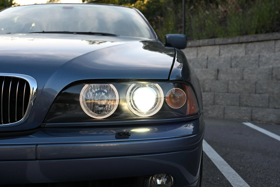 2001 BMW E39 540i - Image 15 of 31