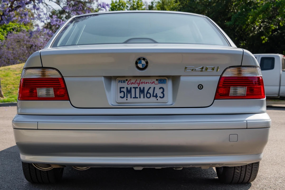2001 BMW E39 540i - Image 5 of 31