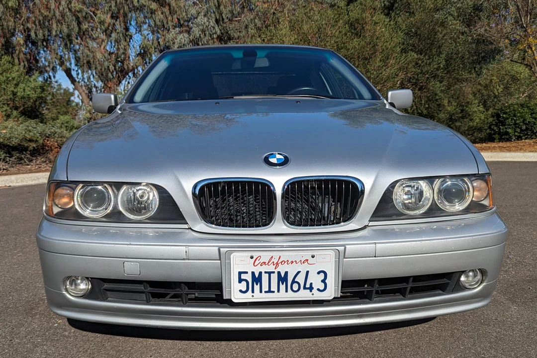 2001 BMW E39 540i - Image 2 of 31