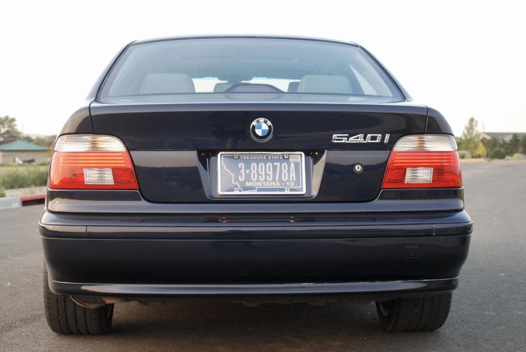 2001 BMW E39 540i - Image 7 of 31