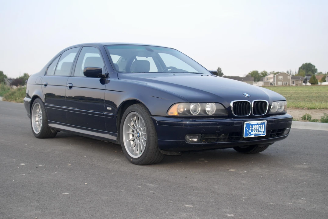 2001 BMW E39 540i - Image 17 of 31