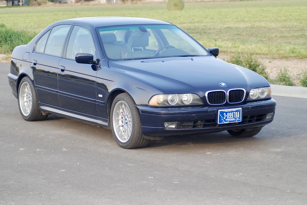 2001 BMW E39 540i - Image 18 of 31