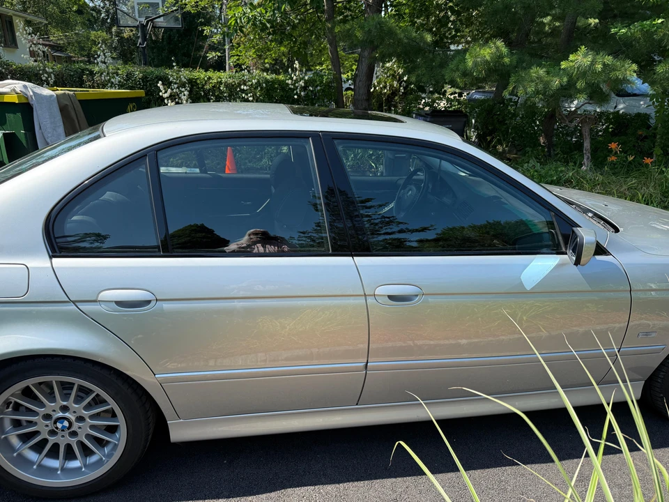 2001 BMW E39 540i - Image 18 of 31