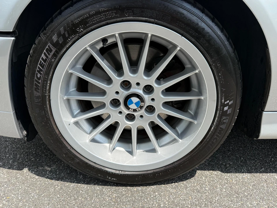 2001 BMW E39 540i - Image 26 of 31