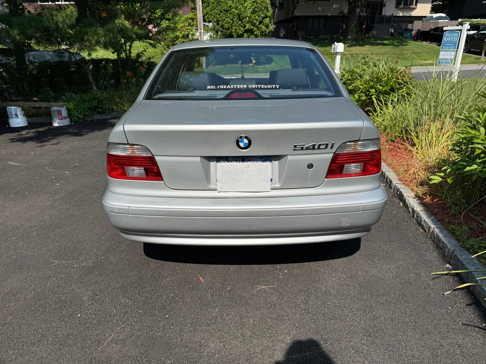 2001 BMW E39 540i - Image 8 of 31
