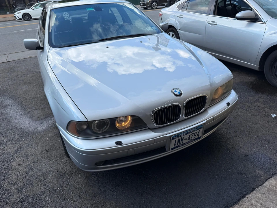 2001 BMW E39 540i - Image 11 of 31