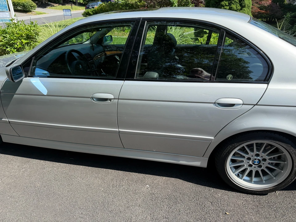 2001 BMW E39 540i - Image 14 of 31