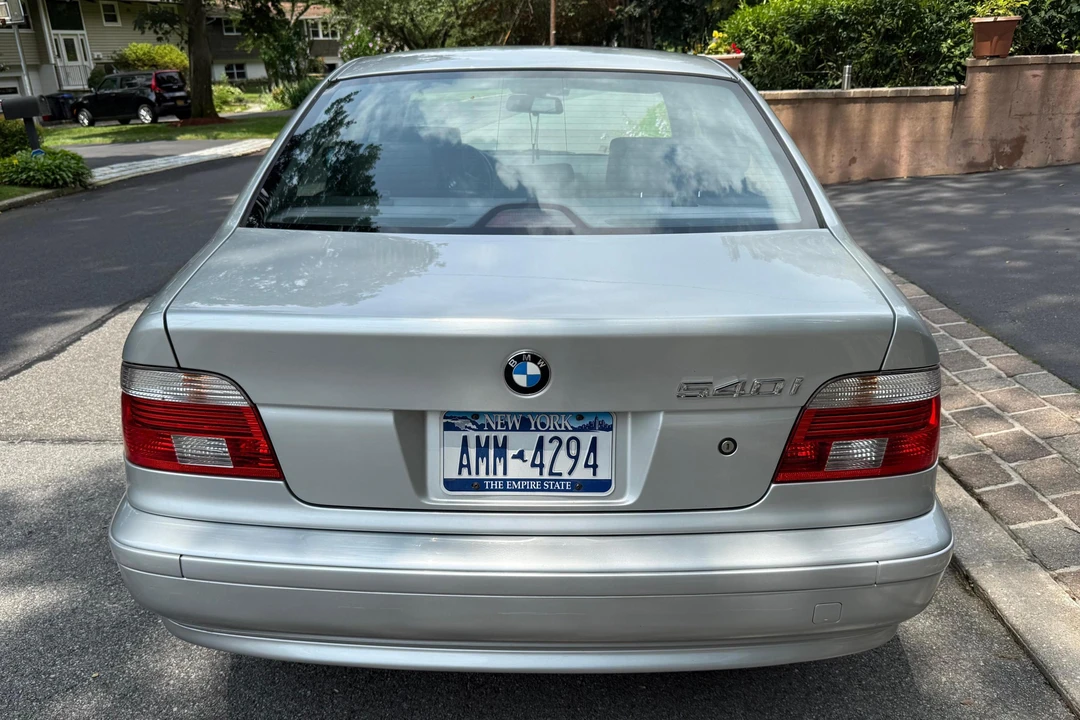2001 BMW E39 540i - Image 5 of 31