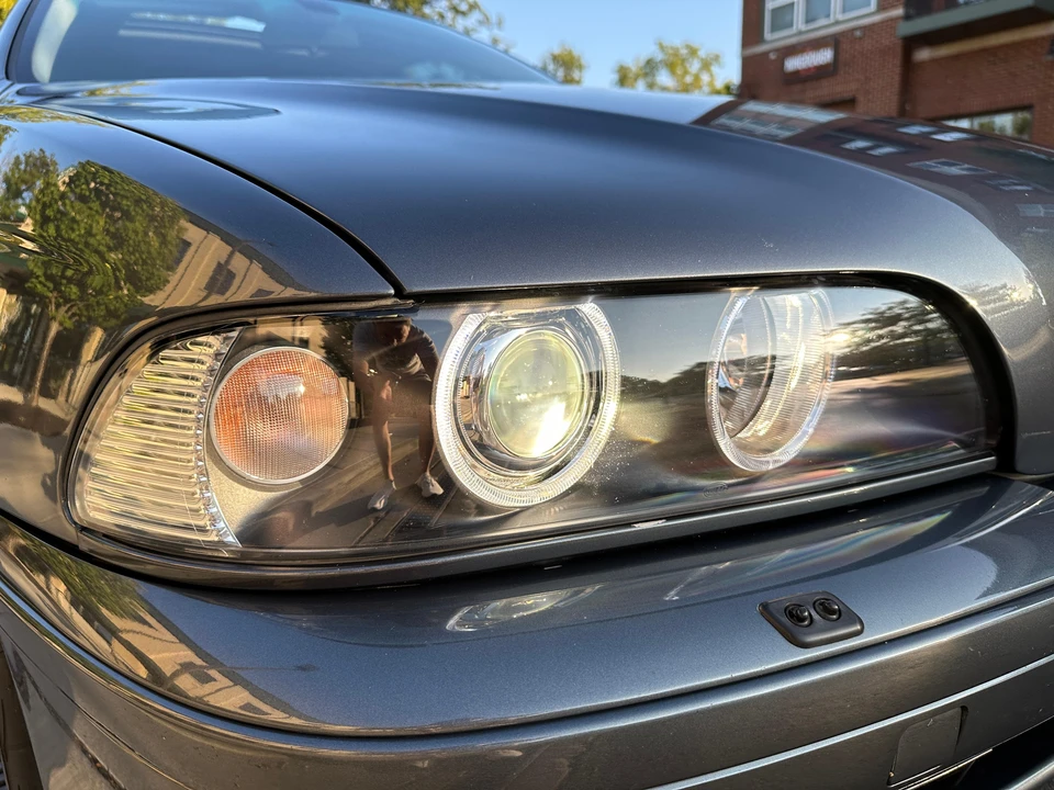 2001 BMW E39 540i - Image 25 of 31