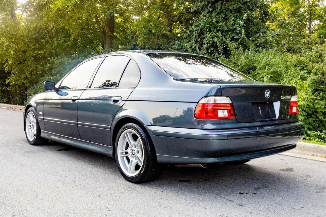 2001 BMW E39 540i - Image 14 of 31