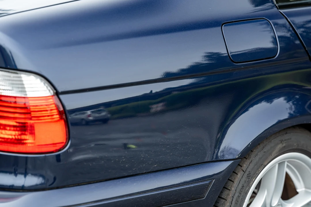 2001 BMW E39 540i - Image 25 of 31