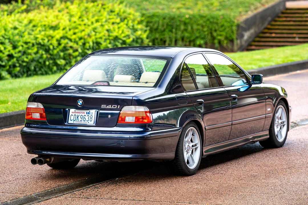 2001 BMW E39 540i - Image 7 of 31