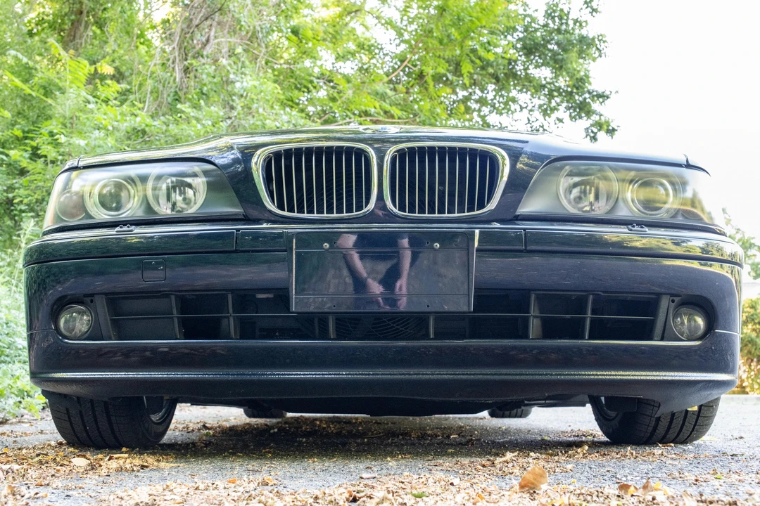 2001 BMW E39 540i - Image 12 of 31