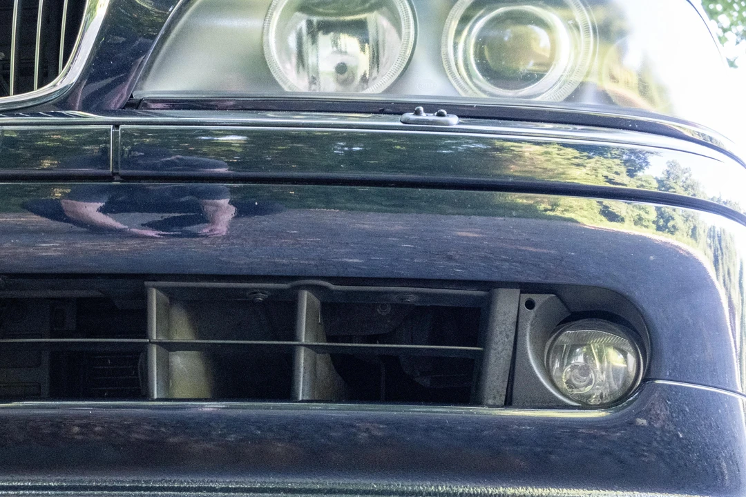 2001 BMW E39 540i - Image 14 of 31