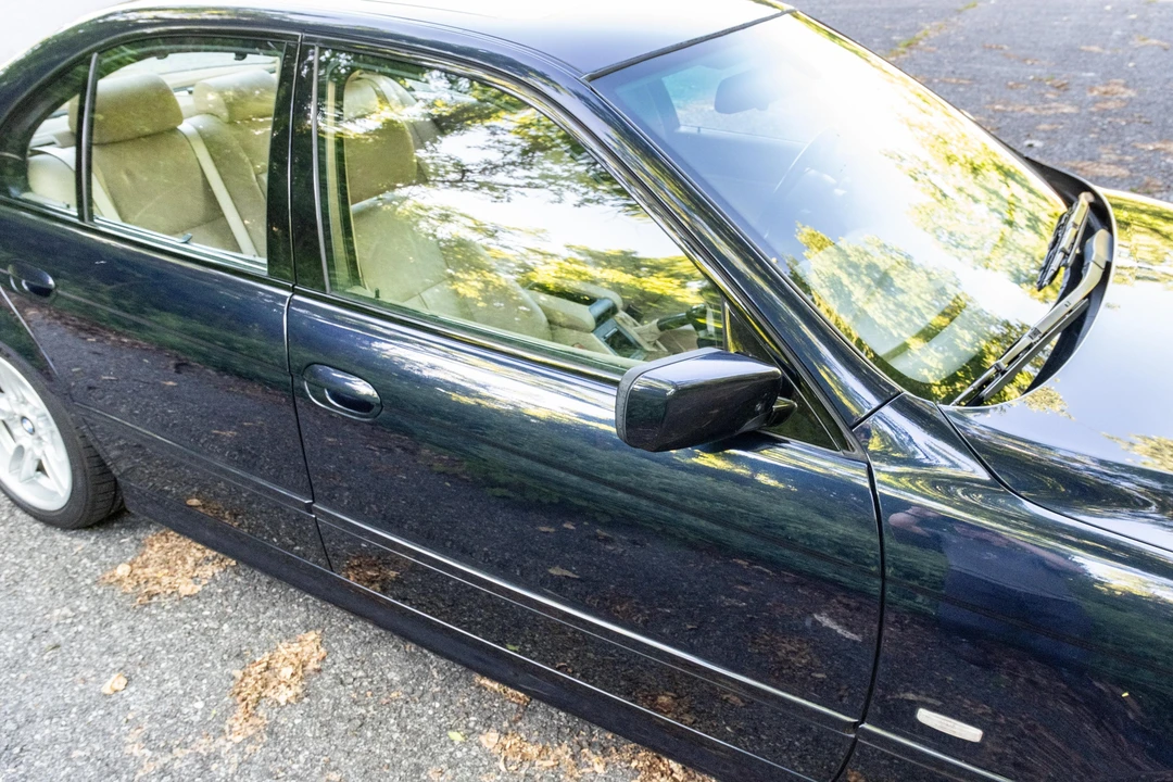 2001 BMW E39 540i - Image 19 of 31