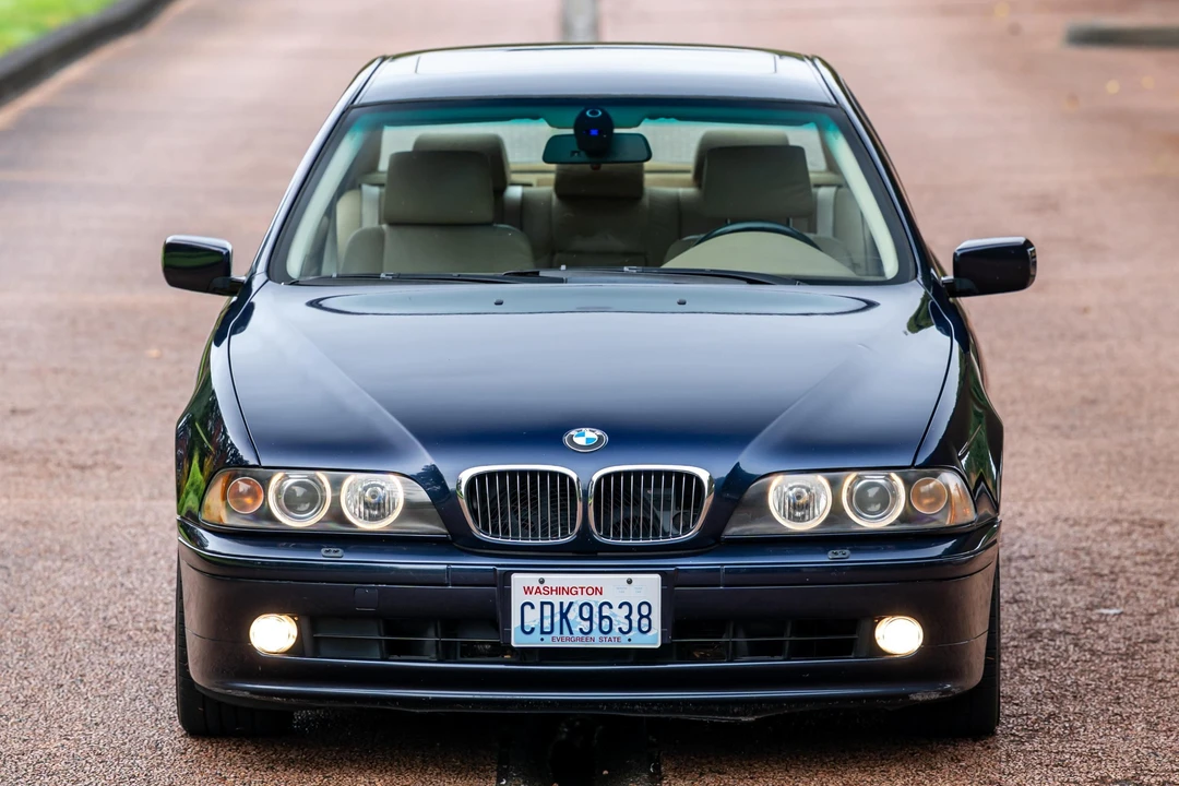 2001 BMW E39 540i - Image 2 of 31