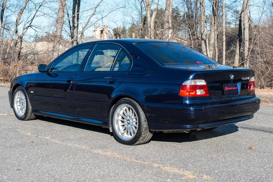 2001 BMW E39 540i - Image 4 of 31