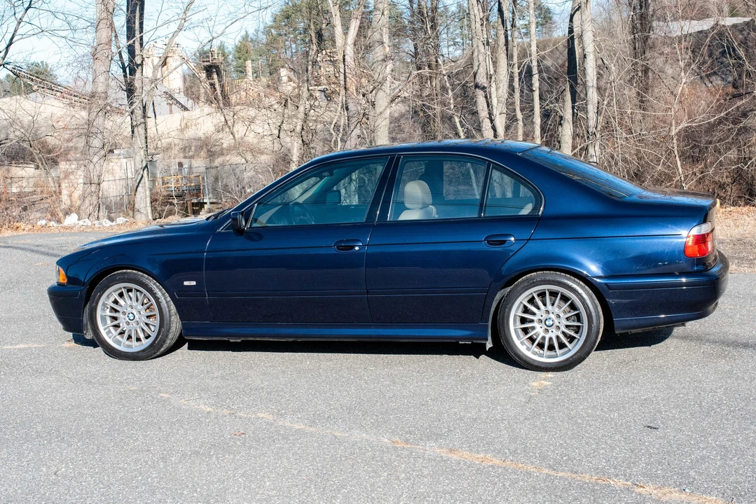 2001 BMW E39 540i - Image 12 of 31