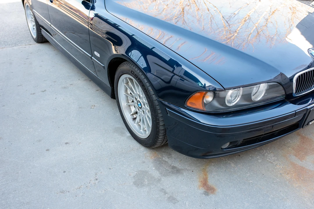 2001 BMW E39 540i - Image 25 of 31