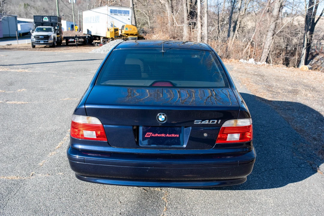 2001 BMW E39 540i - Image 16 of 31