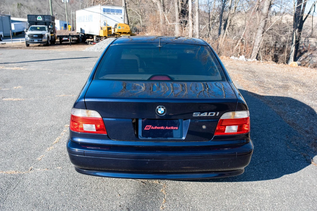 2001 BMW E39 540i - Image 15 of 31