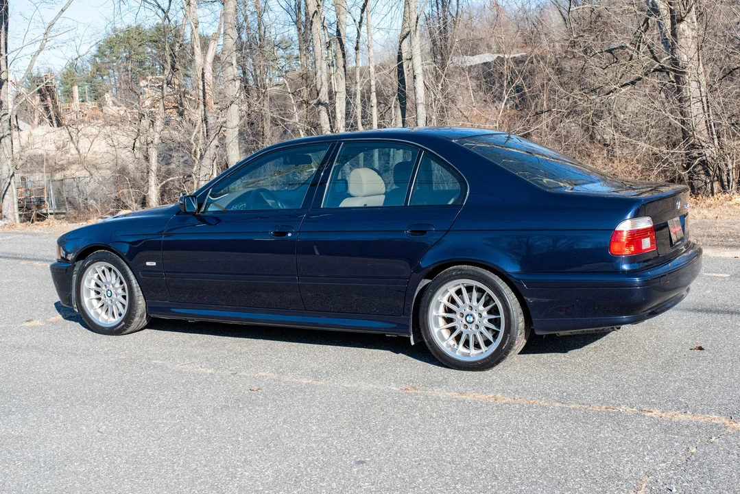 2001 BMW E39 540i - Image 13 of 31