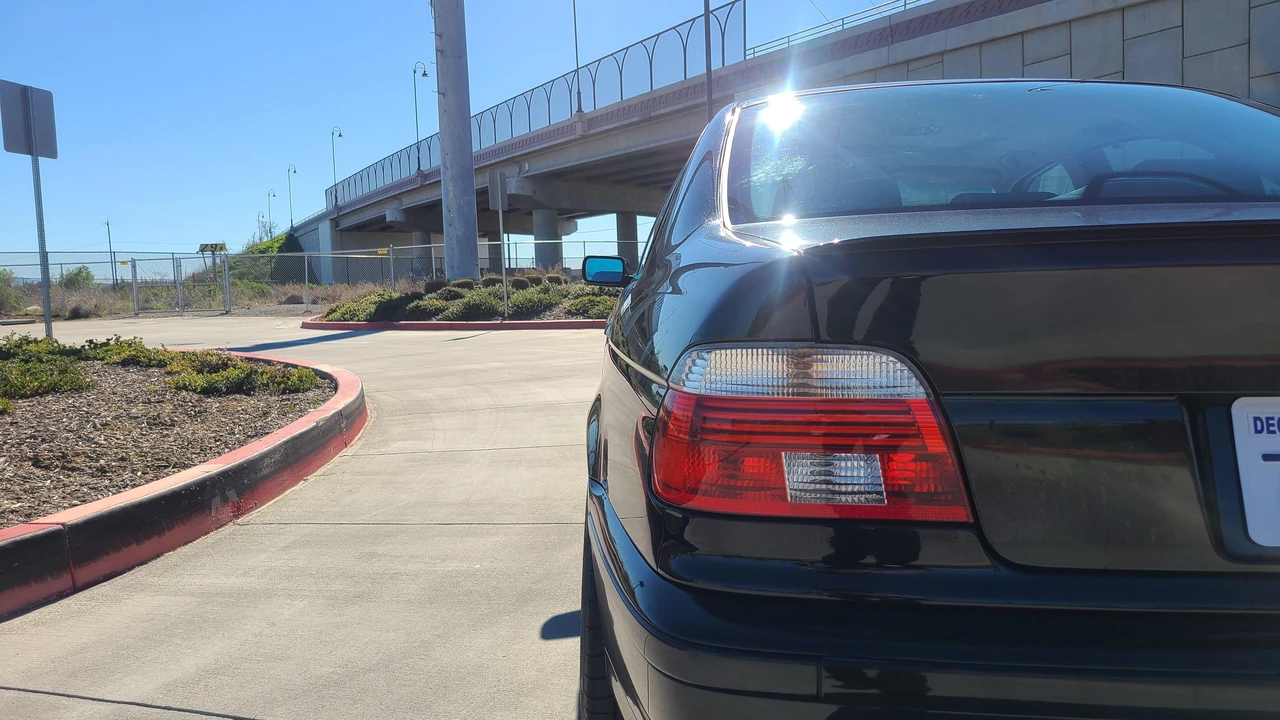 2001 BMW E39 540i - Image 20 of 31