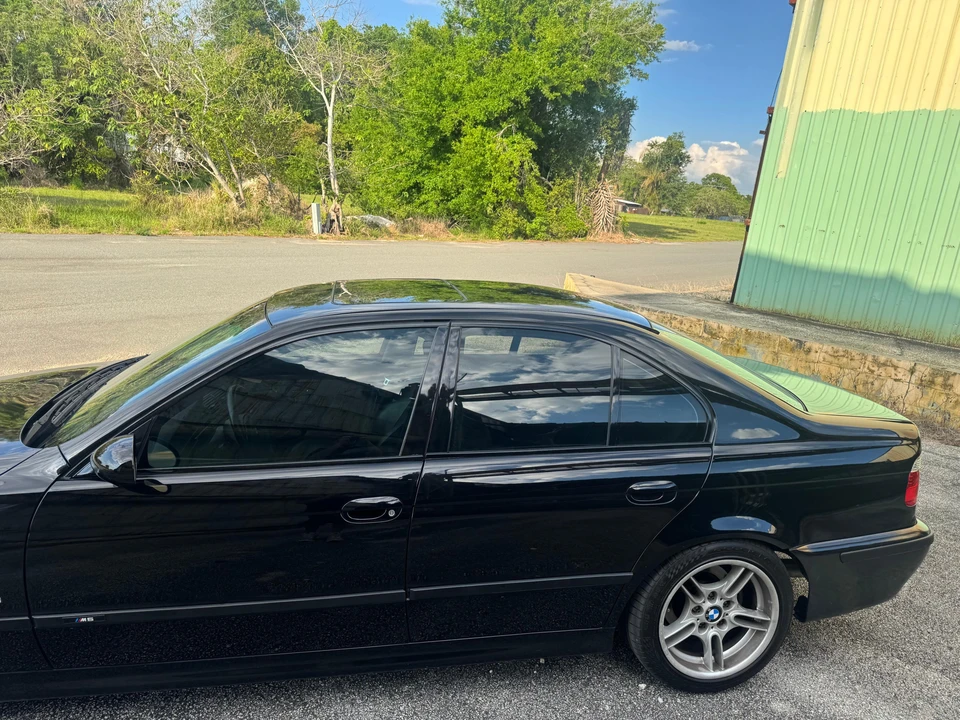 2001 BMW E39 540i - Image 19 of 31