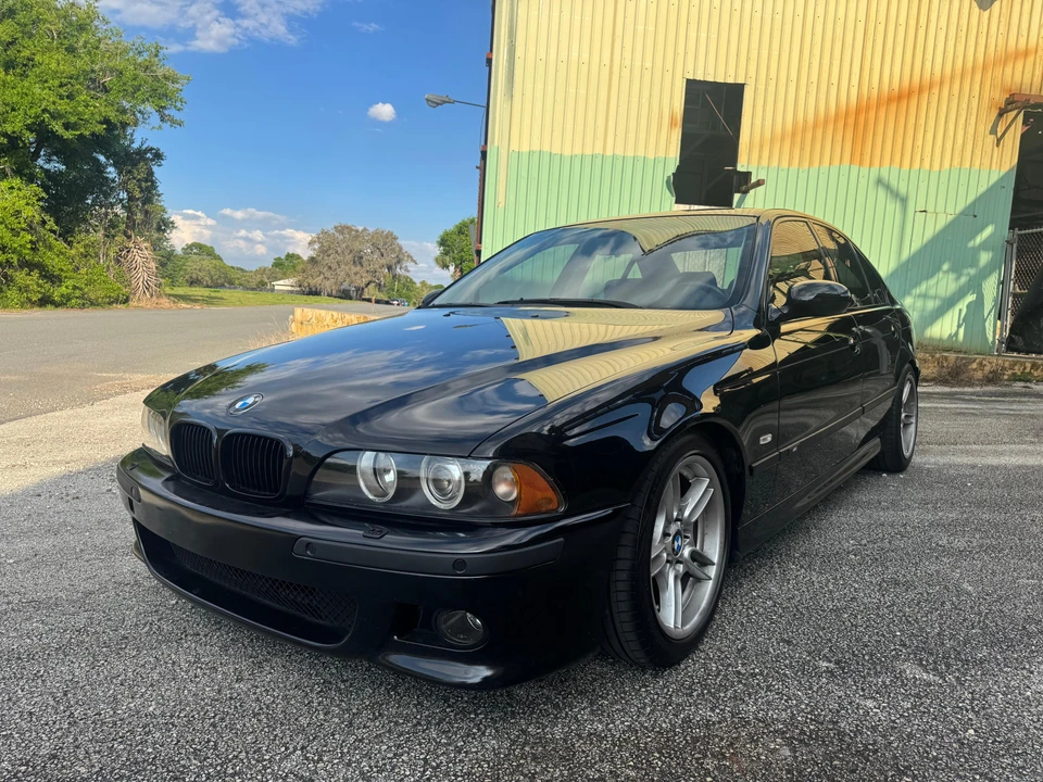 2001 BMW E39 540i - Image 7 of 31