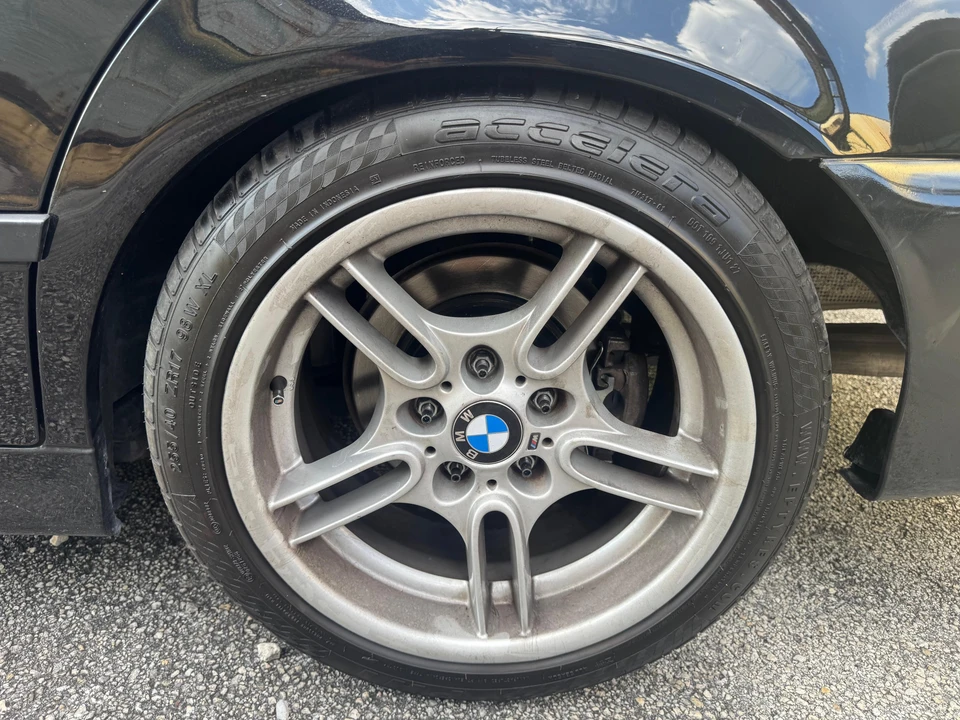 2001 BMW E39 540i - Image 28 of 31