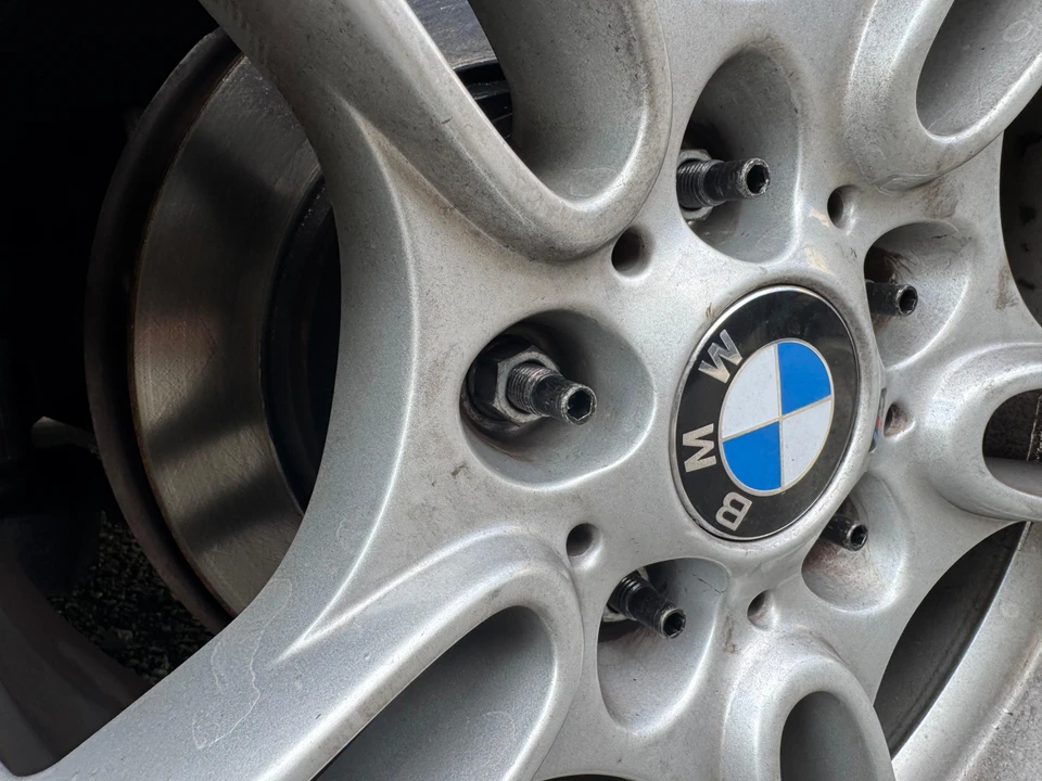 2001 BMW E39 540i - Image 29 of 31