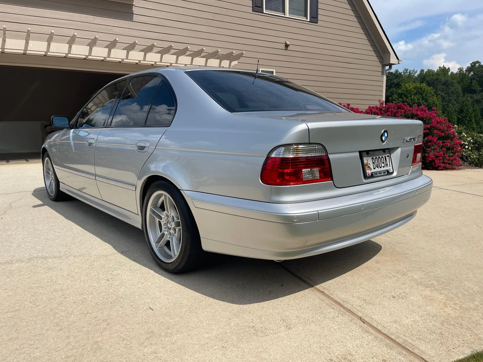 2001 BMW E39 540i - Image 9 of 31
