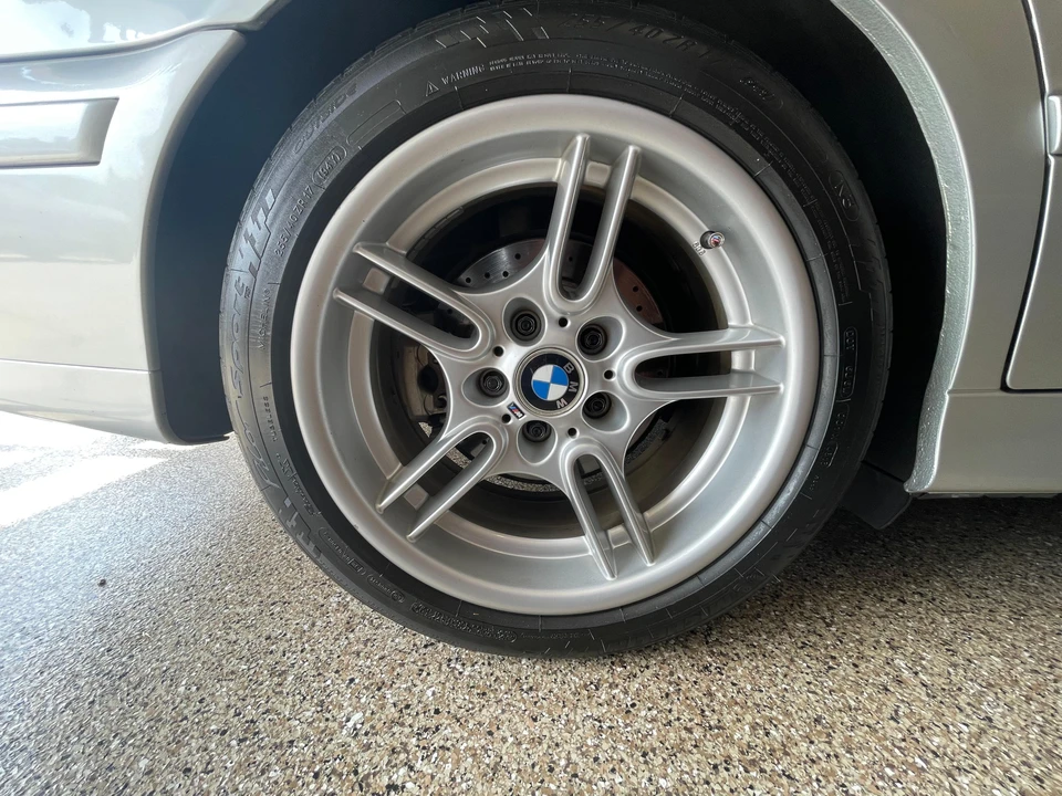 2001 BMW E39 540i - Image 20 of 31