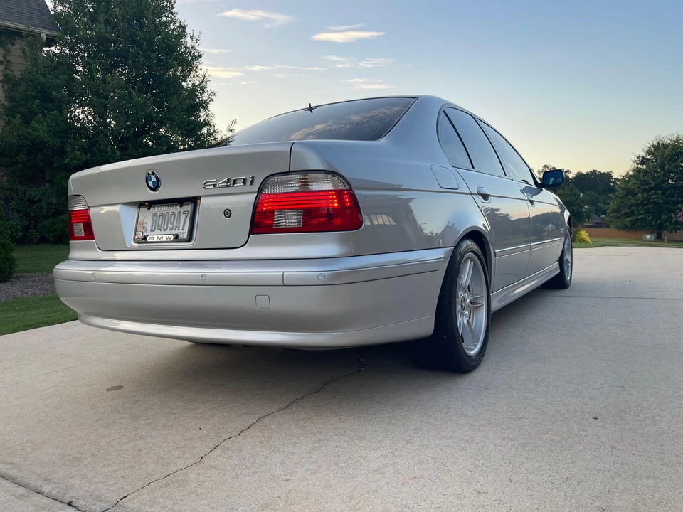 2001 BMW E39 540i - Image 11 of 31