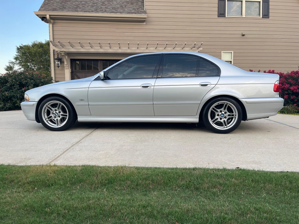 2001 BMW E39 540i - Image 8 of 31