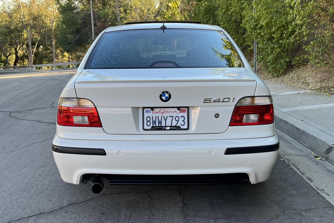 2001 BMW E39 540i - Image 19 of 31