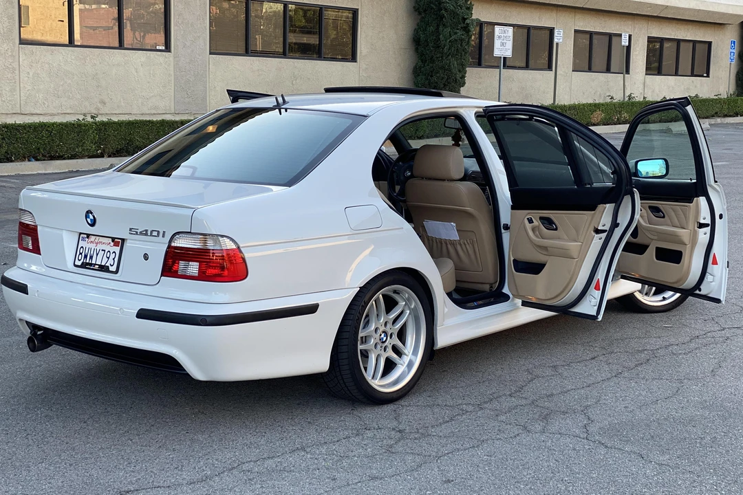 2001 BMW E39 540i - Image 26 of 31