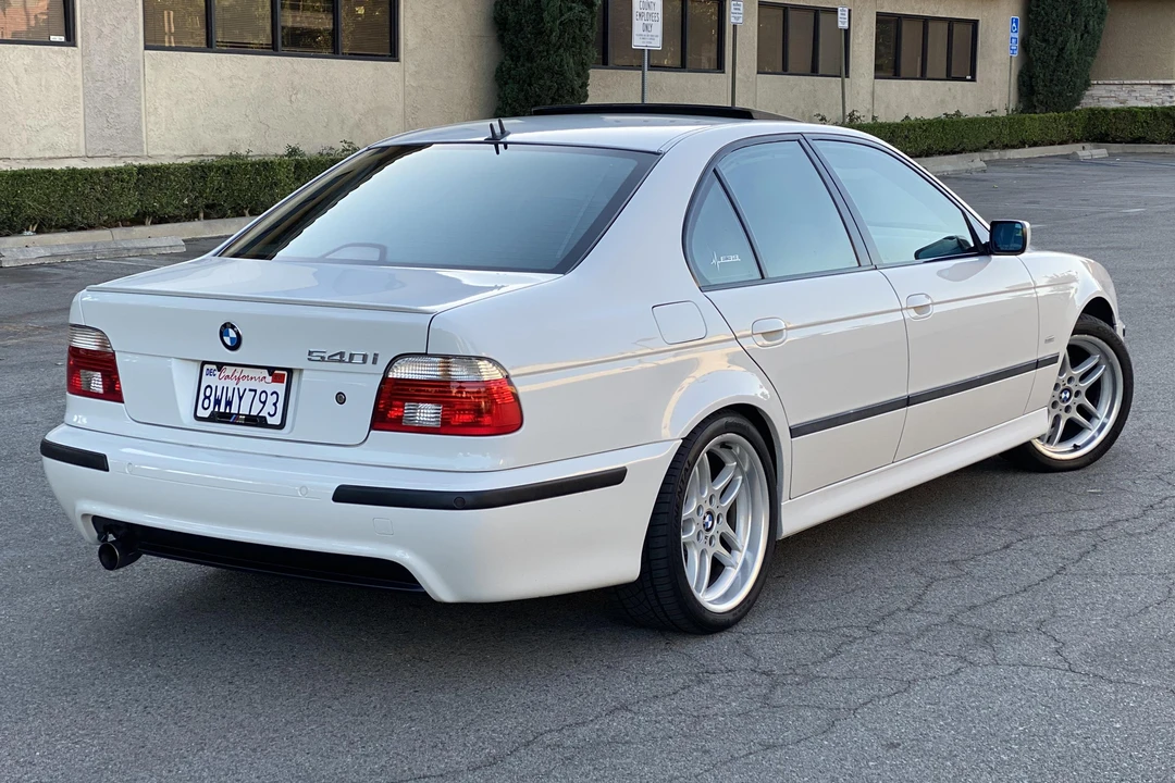 2001 BMW E39 540i - Image 4 of 31