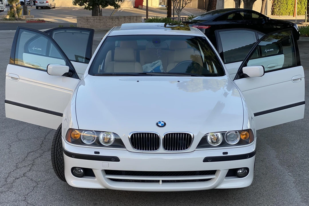 2001 BMW E39 540i - Image 7 of 31