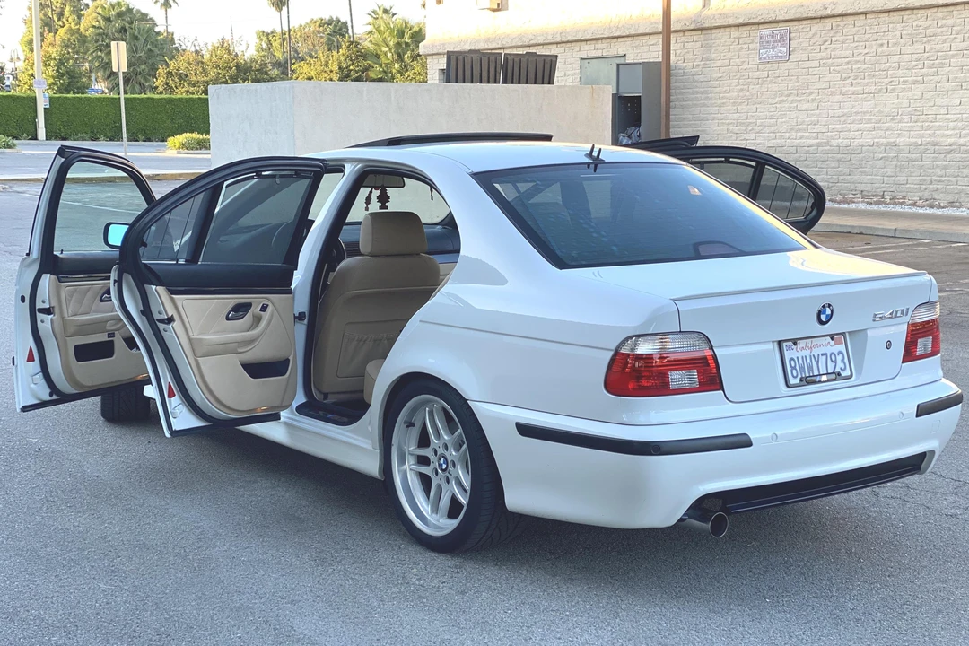 2001 BMW E39 540i - Image 15 of 31