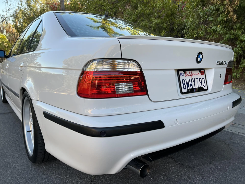 2001 BMW E39 540i - Image 18 of 31