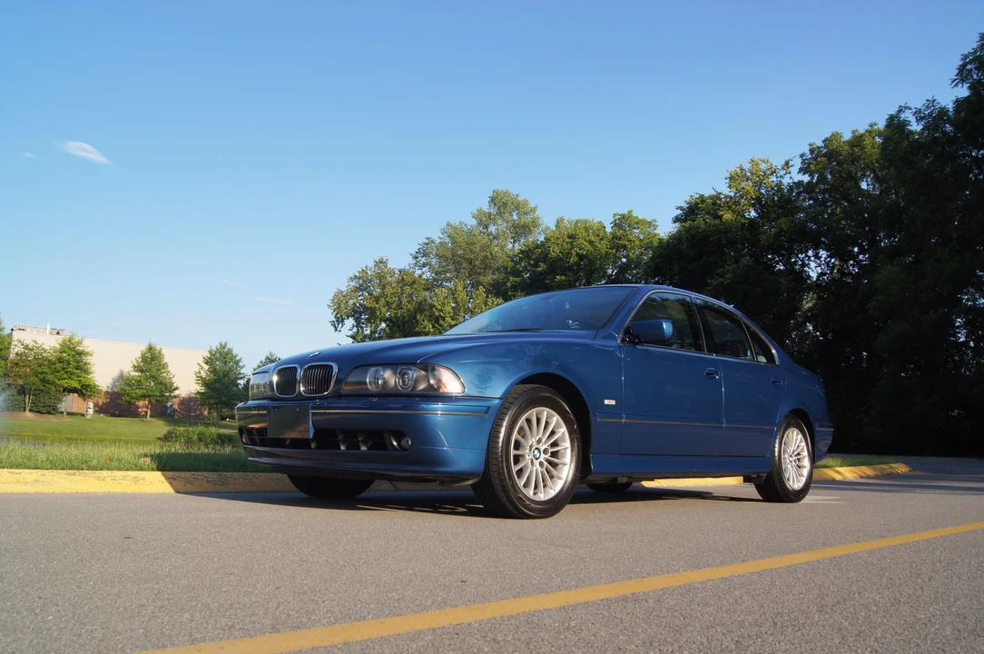 2001 BMW E39 540i - Image 8 of 31