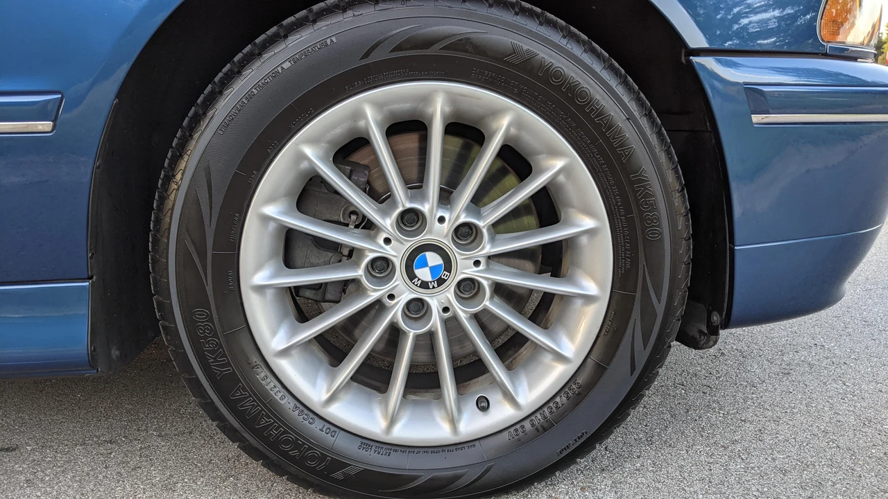 2001 BMW E39 540i - Image 28 of 31