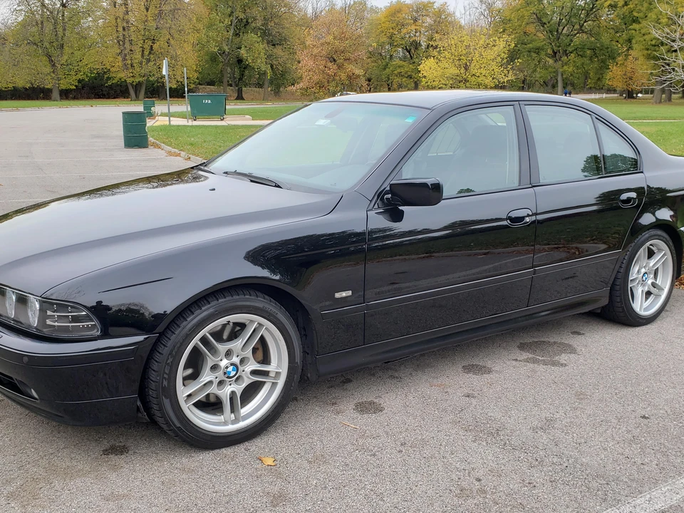 2001 BMW E39 540i - Image 9 of 31