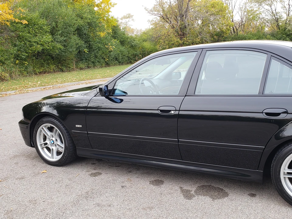 2001 BMW E39 540i - Image 11 of 31