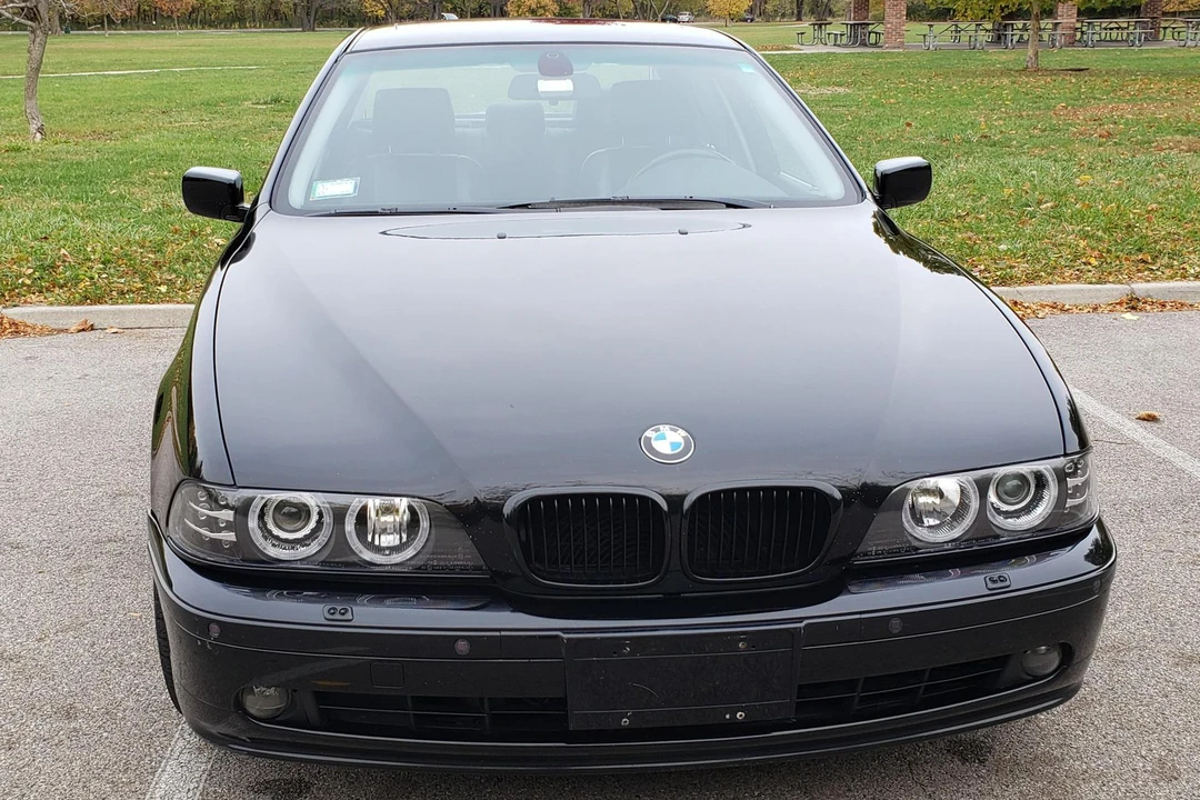 2001 BMW E39 540i - Image 2 of 31