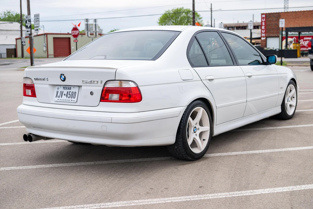 2001 BMW E39 540i - Image 4 of 31